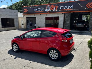 2008 Ford Fiesta Mk6, красный, 650000 рублей, вид 4