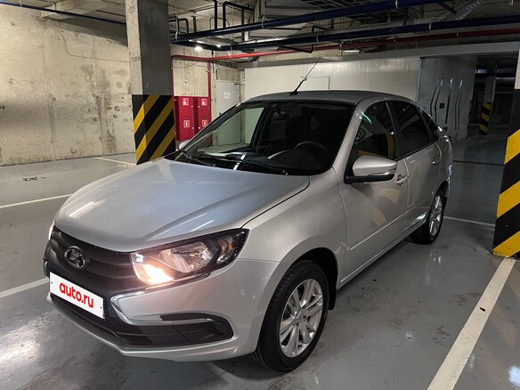 2025 Lada (ВАЗ) Granta I Рестайлинг, серебристый, 900000 рублей - вид 1