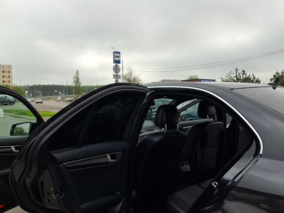 2012 Mercedes-Benz C-Класс 200 III (W204) Рестайлинг, чёрный, 1650000 рублей - вид 14