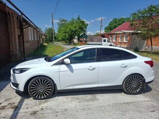 2013 Ford Focus III, белый, 720000 рублей, вид 4