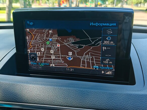 2016 Audi Q3 I (8U) Рестайлинг, чёрный, 1700000 рублей - вид 14
