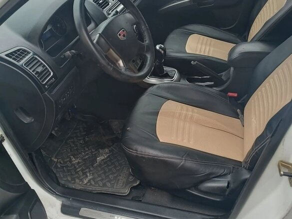 2013 Geely Emgrand EC7, белый, 430000 рублей - вид 4