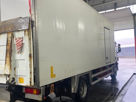 2003 Scania 4-Series, белый, 1800000 рублей, вид 4