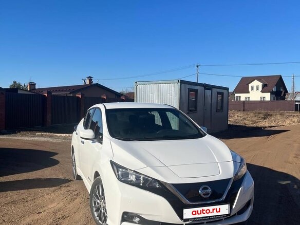 2019 Nissan Leaf II (ZE1), белый, 2150000 рублей - вид 1