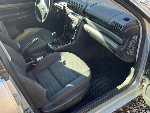 1996 Audi A4 I (B5), серебристый, 320000 рублей - вид 7