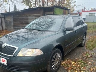 2006 Skoda Octavia II (A5), зелёный, 320000 рублей, вид 1