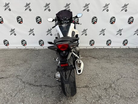 2010 Honda VFR 1200, белый, 820000 рублей, вид 4
