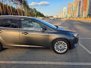2017 Ford Focus III Рестайлинг, серый, 1050000 рублей, вид 4