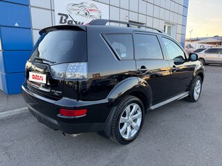 2011 Mitsubishi Outlander II Рестайлинг, чёрный, 1150000 рублей, вид 3