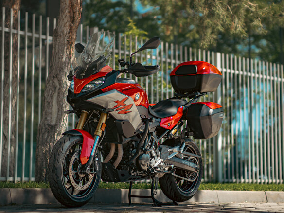 2021 BMW F 900 XR, красный, 1050000 рублей - вид 7