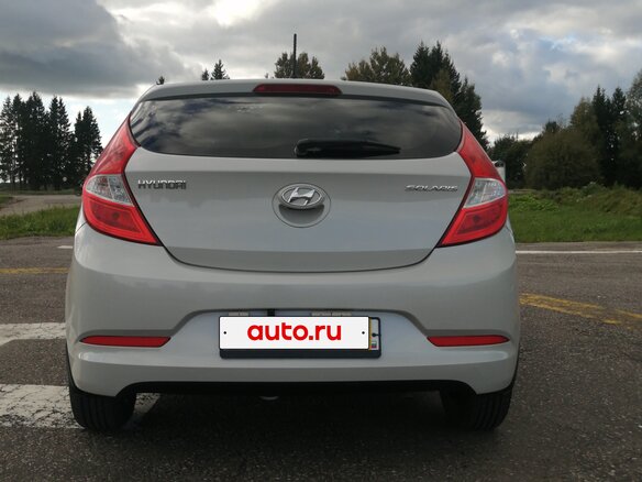 2015 Hyundai Solaris I Рестайлинг, бежевый, 920000 рублей - вид 13