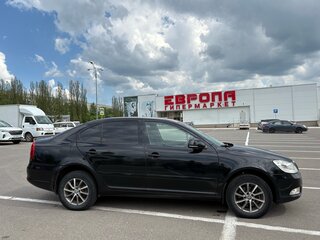 2011 Skoda Octavia II (A5) Рестайлинг, чёрный, 580000 рублей, вид 3
