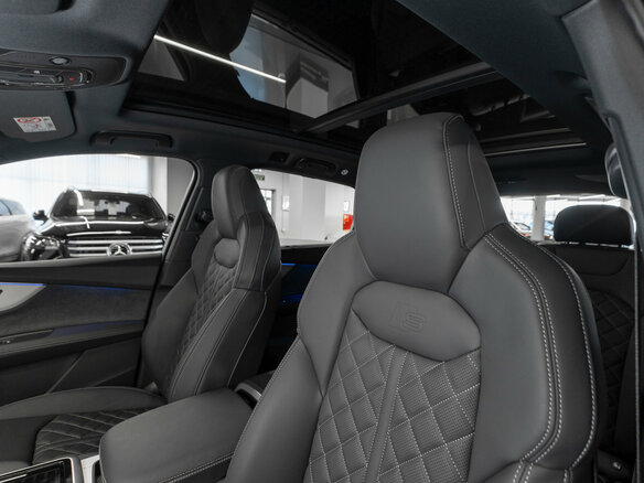 2026 Audi Q7 50 TDI II (4M) Рестайлинг 2, серый, 14670000 рублей - вид 9
