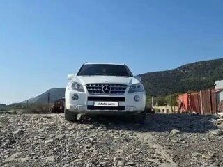 2009 Mercedes-Benz M-Класс 350 II (W164) Рестайлинг, белый, 1650000 рублей, вид 3