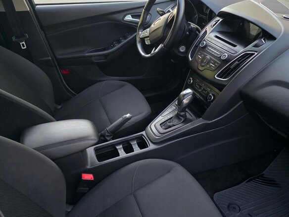2018 Ford Focus III Рестайлинг, белый - вид 9
