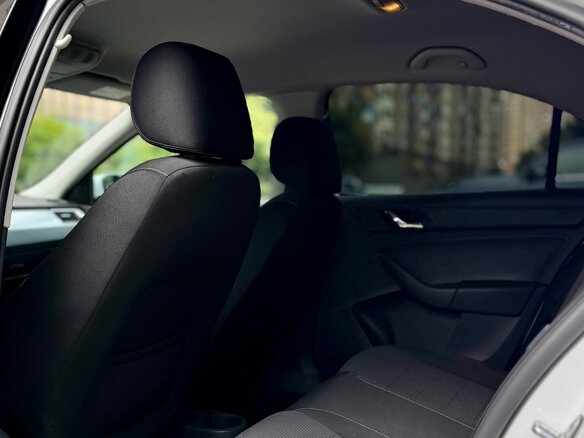 2015 Skoda Rapid Green Tec I, белый, 599000 рублей - вид 15