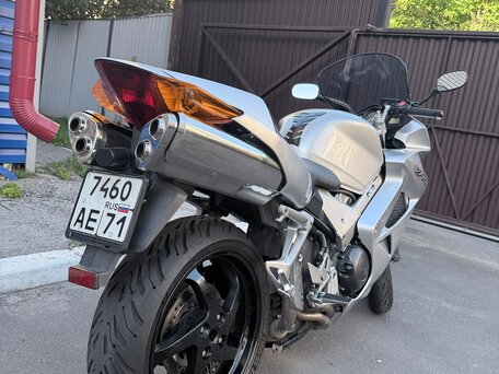 2002 Honda VFR 800, серый, 419000 рублей, вид 5