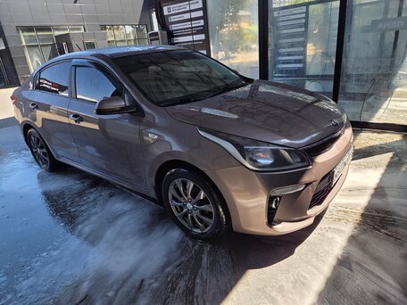 2018 Kia Rio IV, коричневый, 1300000 рублей, вид 5