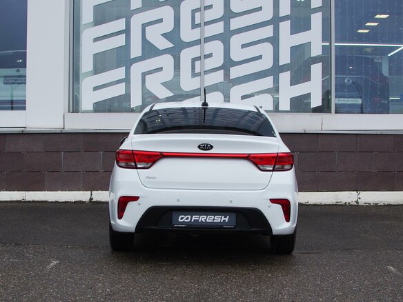 2019 Kia Rio IV, белый - вид 3
