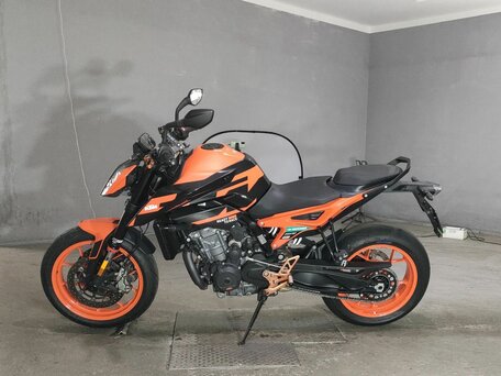 2022 KTM 890 Duke, оранжевый, 750000 рублей, вид 3