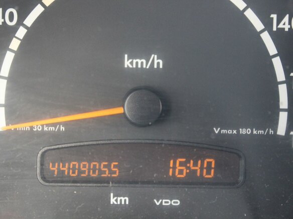 2000 Mercedes-Benz Sprinter, белый - вид 10