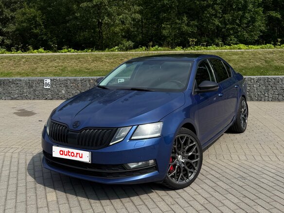 2019 Skoda Octavia III (A7) Рестайлинг, синий, 1800000 рублей - вид 6