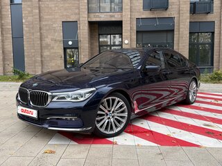 2015 BMW 7 серии Long 750Li xDrive VI (G11/G12), синий, 2890000 рублей, вид 2