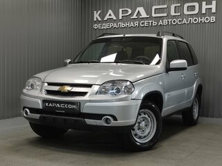 2012 Chevrolet Niva I Рестайлинг, серебристый, 435000 рублей, вид 1