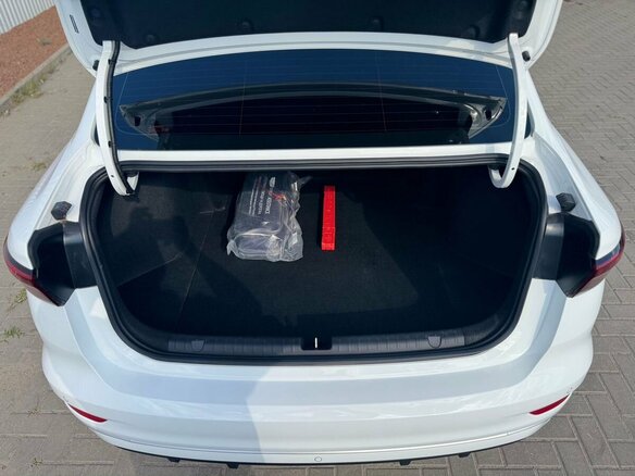 2024 Geely Emgrand II, белый - вид 21
