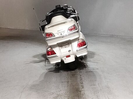 2007 Honda GL 1800 Gold Wing, белый, 878000 рублей, вид 4