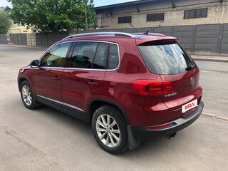 2012 Volkswagen Tiguan I Рестайлинг, красный, 1350000 рублей, вид 5