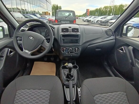 2026 Lada (ВАЗ) Granta I Рестайлинг, белый, 987000 рублей - вид 8