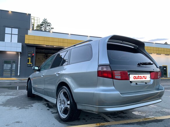 1998 Mitsubishi Legnum, серый, 410000 рублей - вид 1