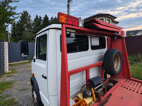 1991 Mercedes-Benz Vario, белый, 800000 рублей, вид 2