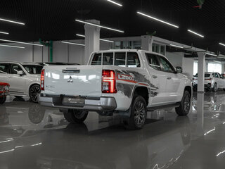 2025 Mitsubishi L200 VI, белый, 5450000 рублей, вид 5