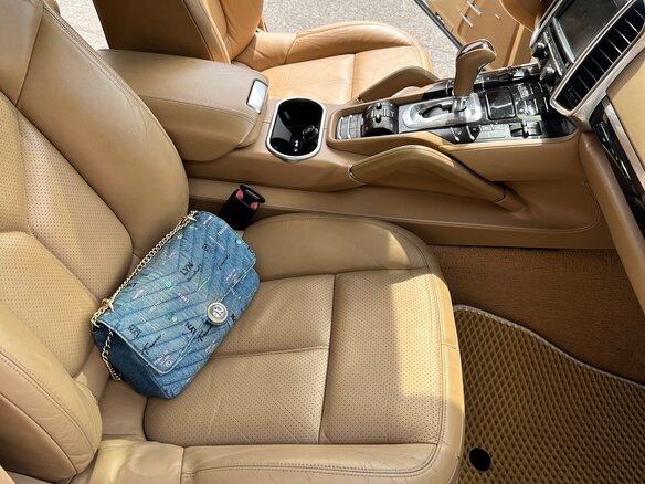 2010 Porsche Cayenne S II (958), белый, 2600000 рублей - вид 16