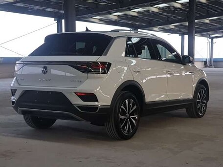 2023 Volkswagen T-Roc I (China Market), белый, 1780000 рублей, вид 2