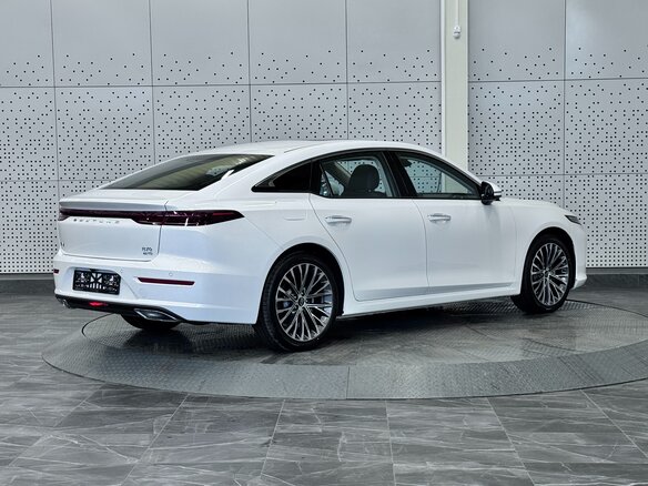 2024 FAW Bestune B70 I Рестайлинг, белый, 3603000 рублей - вид 1