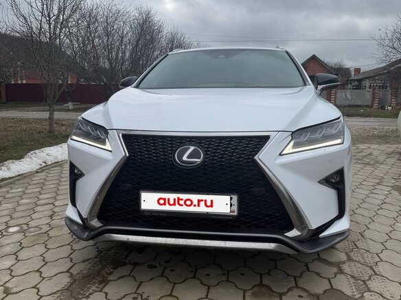 2017 Lexus RX 200t IV, белый, 3750000 рублей - вид 1