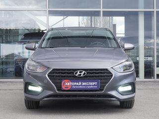 2017 Hyundai Solaris II, серый, 1235000 рублей, вид 2