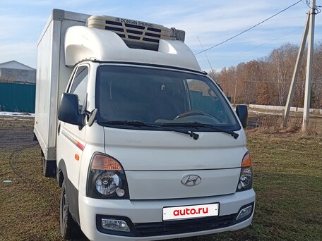 2013 Hyundai Porter II, белый, 1350000 рублей, вид 2