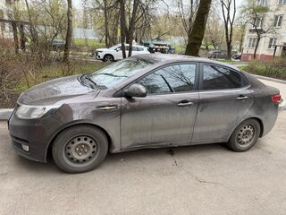 2016 Kia Rio III Рестайлинг, коричневый, 1100000 рублей, вид 4