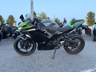 2019 Kawasaki Ninja 400, серый, 520000 рублей, вид 5