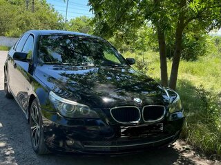 2003 BMW 5 серии 520i V (E60/E61), чёрный, 820000 рублей, вид 2