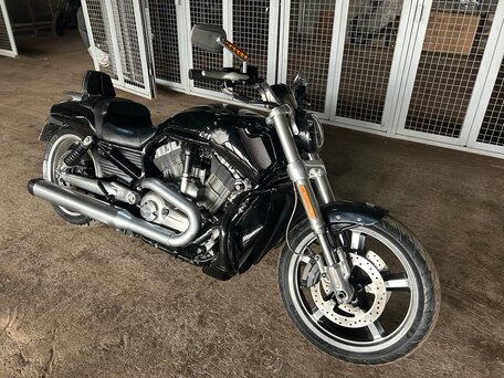 2014 Harley-Davidson V-Rod Muscle, чёрный, 1670000 рублей, вид 2