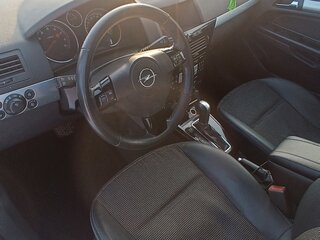 2009 Opel Astra H Рестайлинг, серебристый, 465000 рублей, вид 4