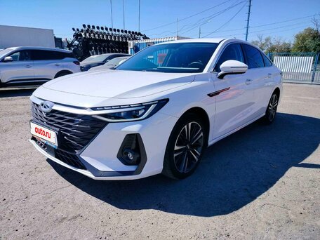 Chery Arrizo 8