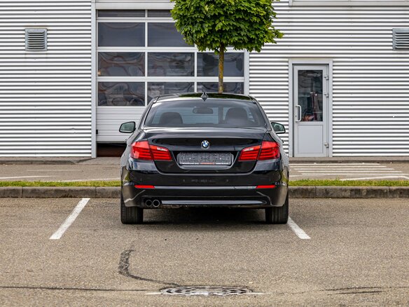 2011 BMW 5 серии 523i VI (F10/F11/F07), чёрный, 1495000 рублей - вид 4