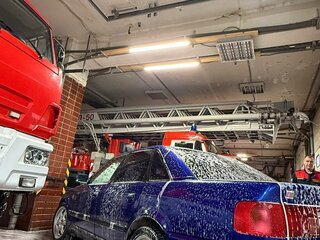 1993 Audi 100 IV (C4), синий, 700000 рублей, вид 3