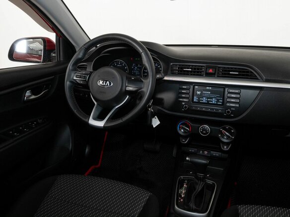 2019 Kia Rio IV, красный, 1678000 рублей - вид 12